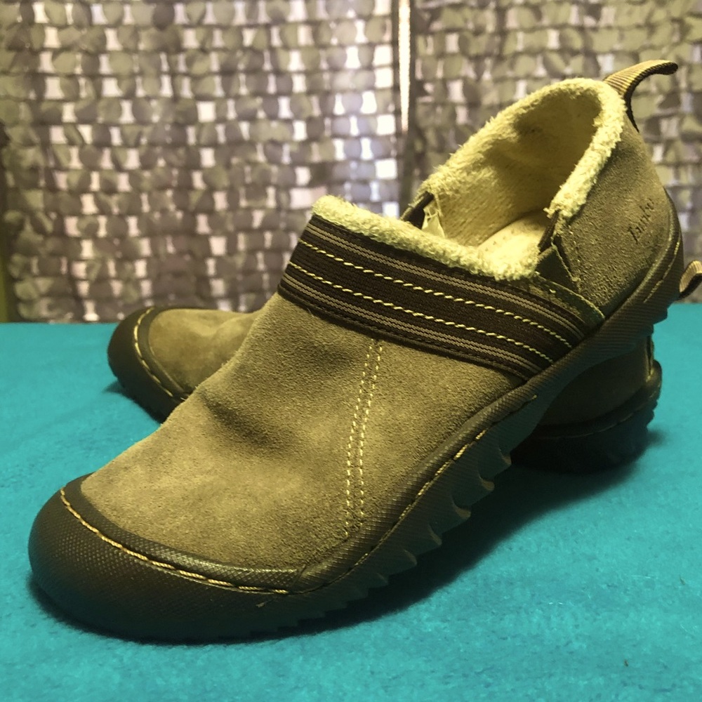 Jambu slip on shoe. Size 6M